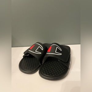 Champion Men’s or Women’s Super Slide Solid C Sandal, Black/Scarlet Size 7m 9w